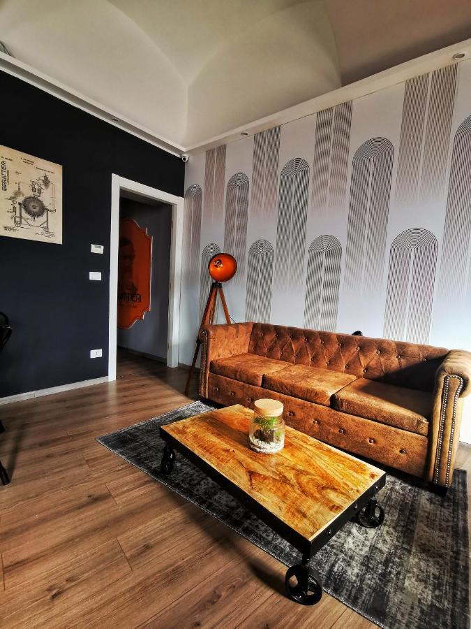 Regis B&B Camere Centro Storico Chivasso Luaran gambar