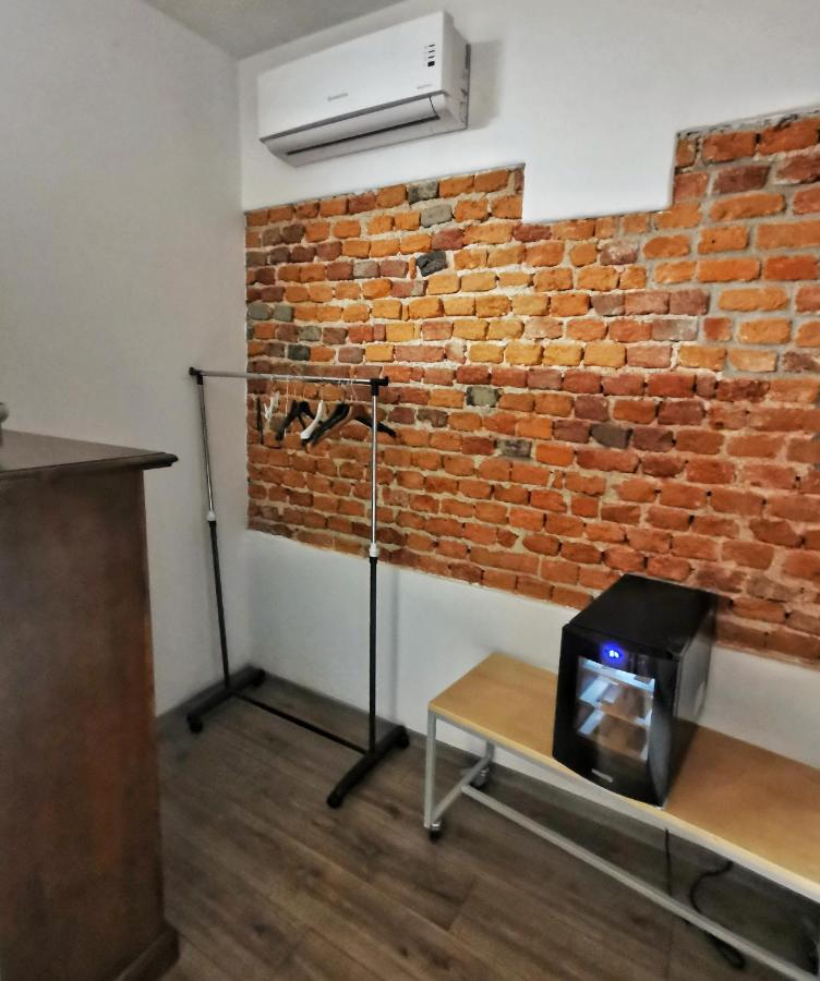Regis B&B Camere Centro Storico Chivasso Luaran gambar